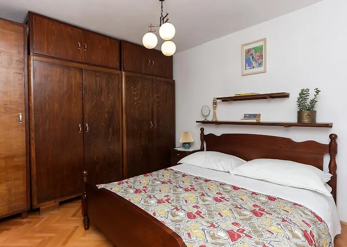 Apartment Ikana